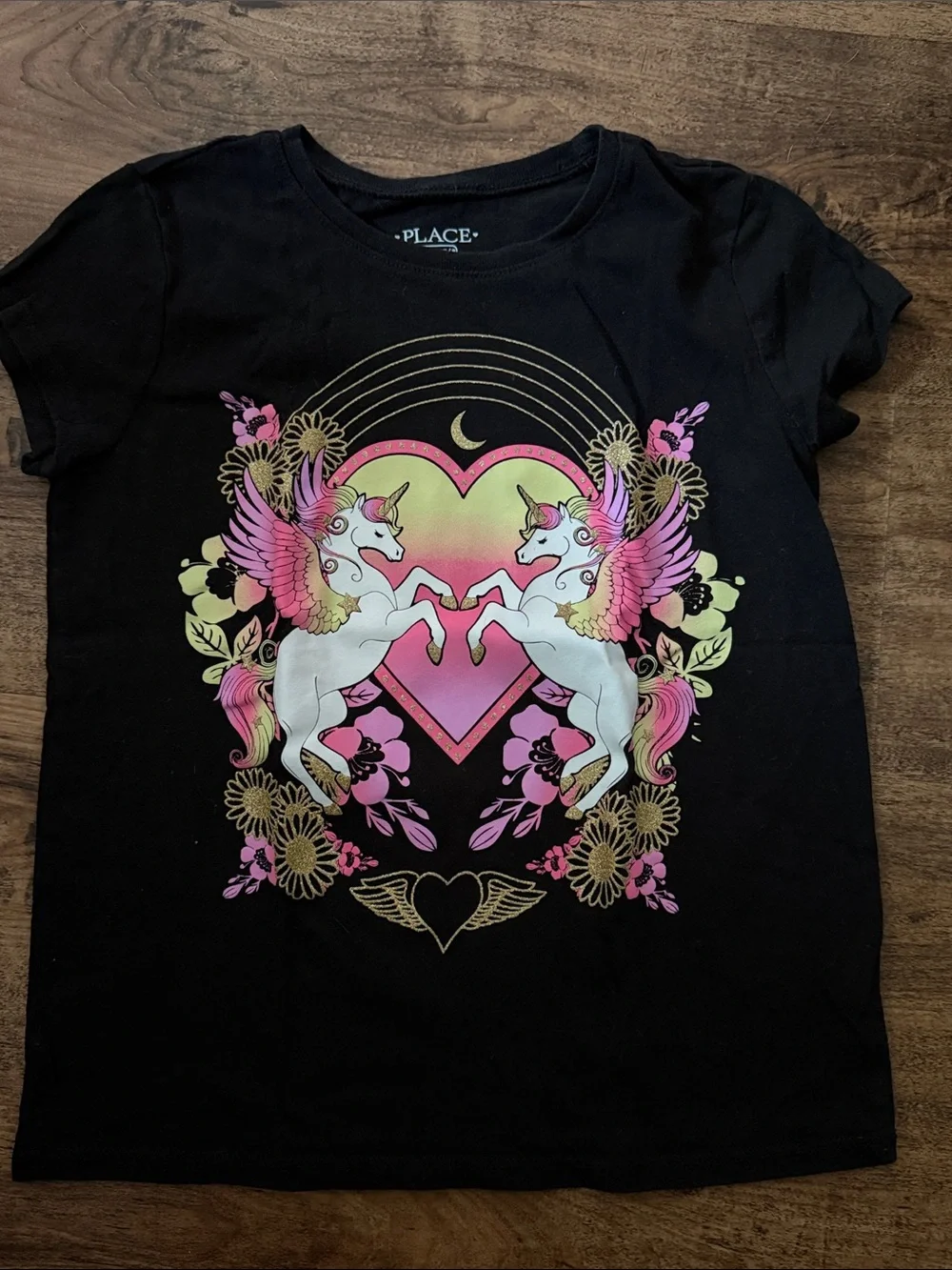 The Children's Place Black Tee with Pink & Gold Unicorn Heart Design size 7/8